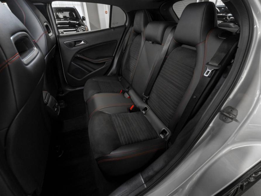 Mercedes-Benz GLA I (X156) Рестайлинг Москва  - изображение 12