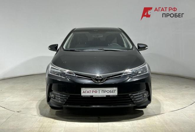 Toyota Corolla XI (E160 E170 E180) Рестайлинг 1 с пробегом 2018 года, цена 1 700 000 рублей, 135088 км, седан, Автокод Объявления