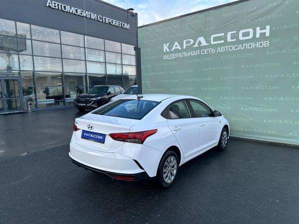 Hyundai Solaris II Рестайлинг с пробегом 2022 года, цена 1 665 000 рублей, 68307 км, седан, Автокод Объявления