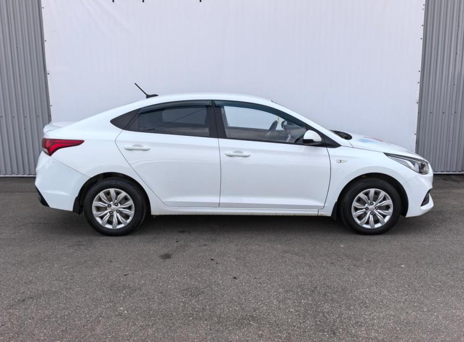 Hyundai Solaris II Санкт-Петербург  - изображение 4