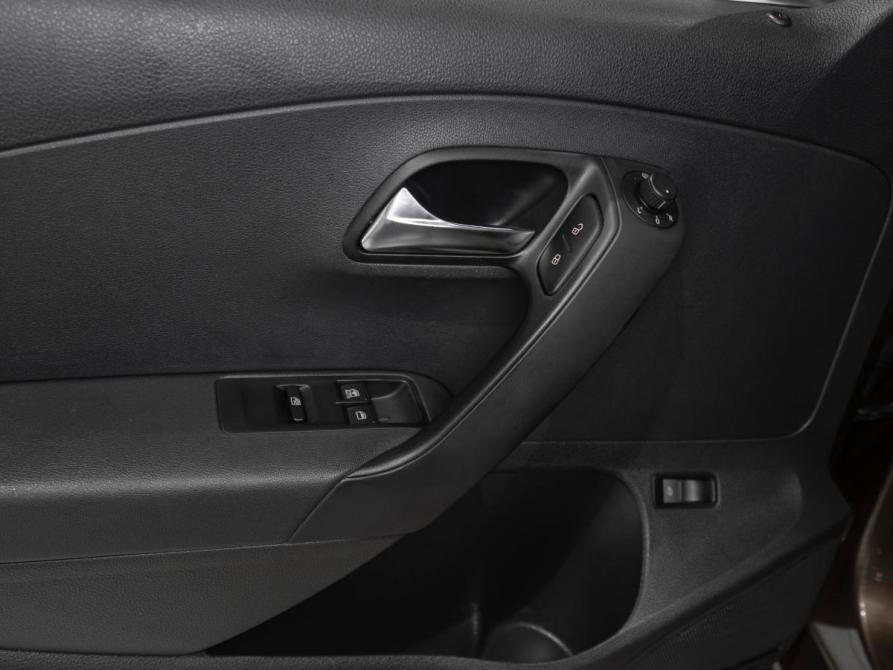 Volkswagen Polo V Москва  - изображение 16