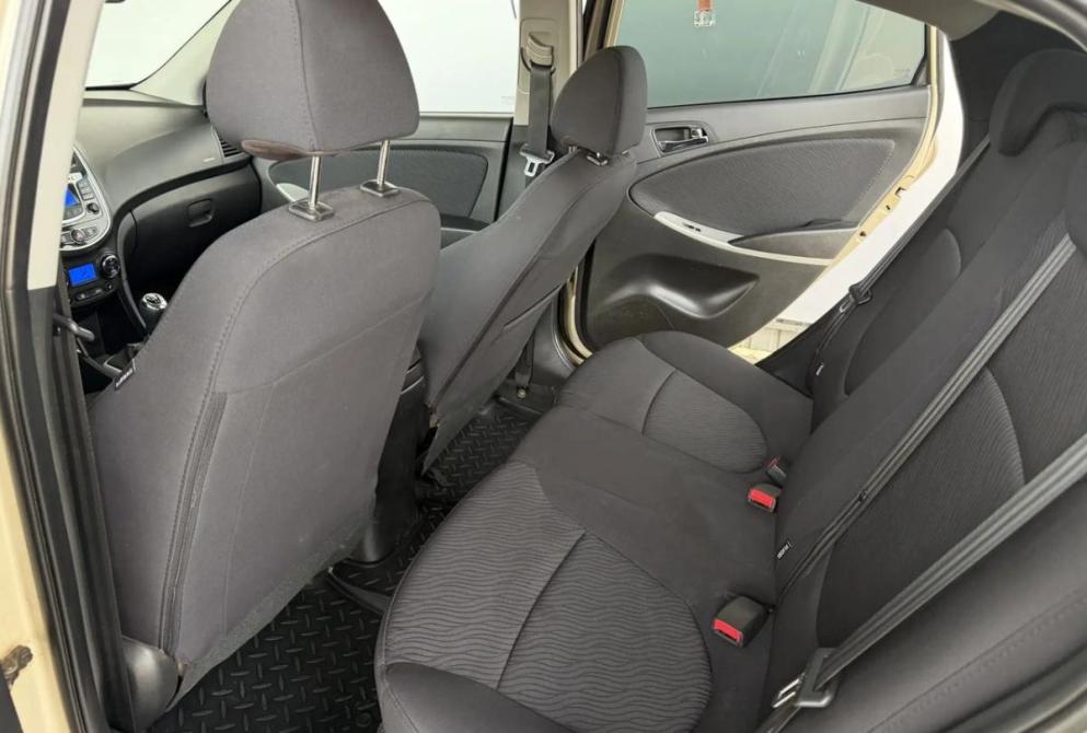 Hyundai Solaris I Киров  - изображение 16