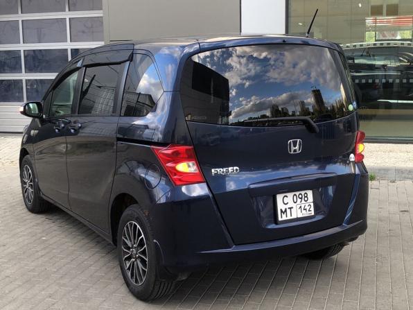 Honda Freed I с пробегом 2009 года, цена 760 000 рублей, 139932 км, компактвэн, Автокод Объявления