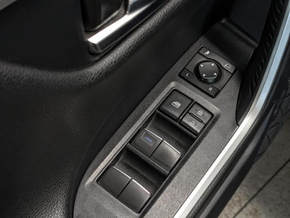 Toyota RAV4 V (XA50) с пробегом 2021 года, цена 3 700 000 рублей, 72310 км, внедорожник, Автокод Объявления