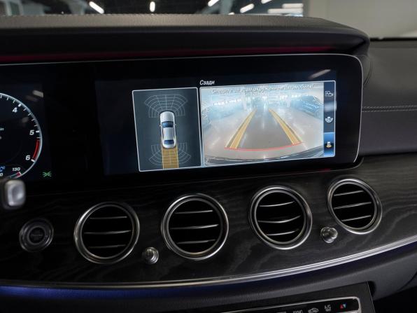Mercedes-Benz E-Класс V (W213 S213 C238) с пробегом 2018 года, цена 3 600 000 рублей, 97542 км, седан, Автокод Объявления