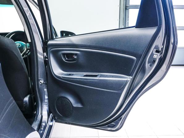 Toyota Vitz III (XP130) Рестайлинг с пробегом 2015 года, цена 920 000 рублей, 86336 км, хэтчбек, Автокод Объявления