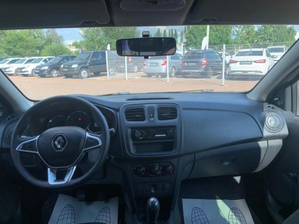 Renault Logan II Рестайлинг с пробегом 2018 года, цена 690 000 рублей, 125300 км, седан, Автокод Объявления