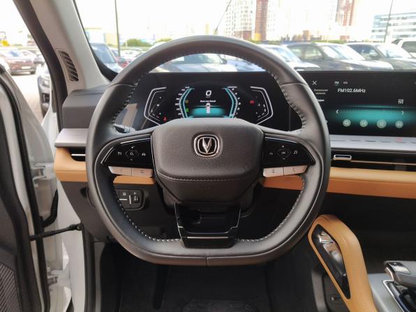 Changan Hunter Plus с пробегом 2023 года, цена 2 849 000 рублей, 36451 км, offers.body_type.unknown, Автокод Объявления