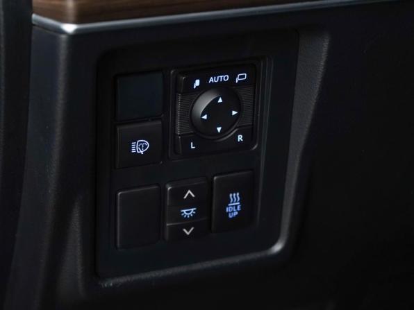 Toyota Land Cruiser Prado 150 Series Рестайлинг 2 с пробегом 2018 года, цена 4 827 055 рублей, 175938 км, внедорожник, Автокод Объявления
