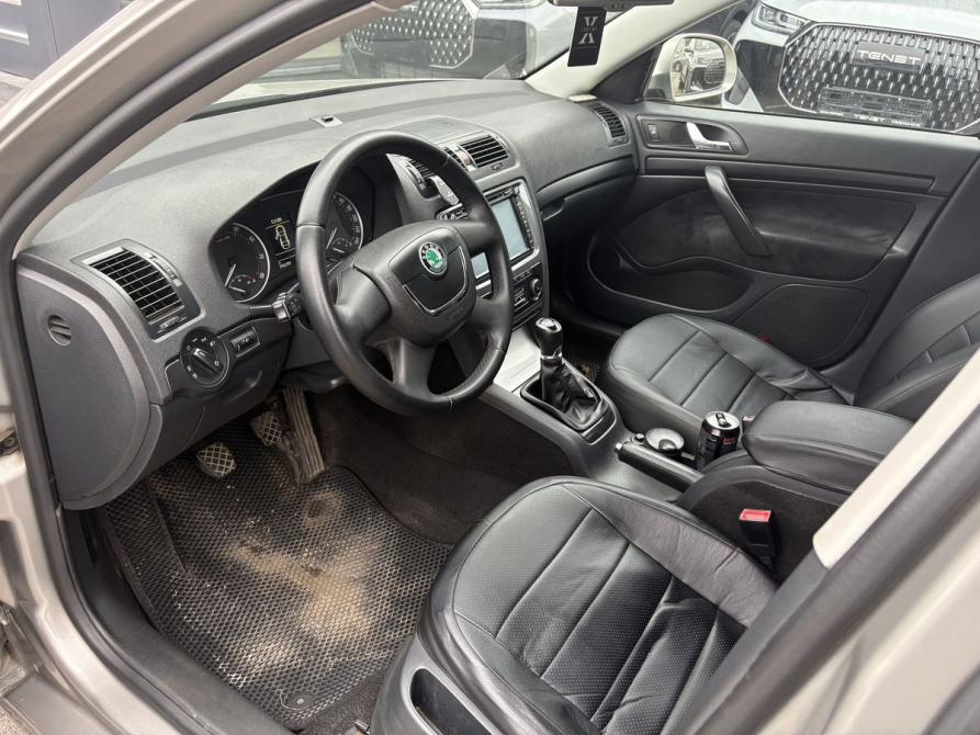 Skoda Octavia II (A5) Рестайлинг Санкт-Петербург  - изображение 5