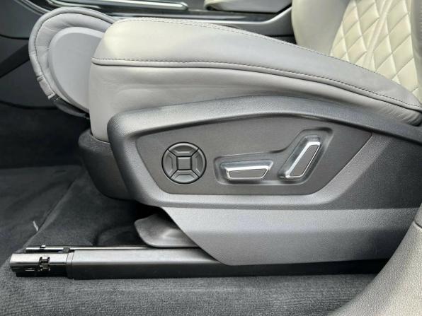 Audi Q8 I (4M) с пробегом 2022 года, цена 8 499 000 рублей, 77800 км, внедорожник, Автокод Объявления