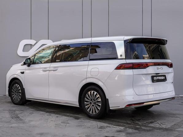 BYD Xia (M9) с пробегом 2025 года, цена 6 475 000 рублей, 346 км, минивэн, Автокод Объявления