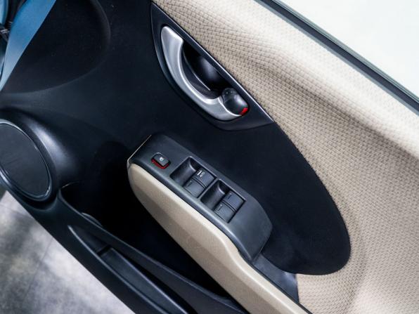 Honda Fit Shuttle I с пробегом 2012 года, цена 1 080 000 рублей, 144000 км, универсал, Автокод Объявления