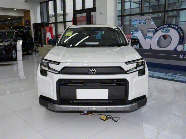 Новый Toyota RAV4 VI (XA60) 2025 года, цена 4 740 000 рублей, внедорожник, Автокод Объявления