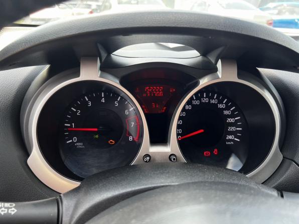 Nissan Juke I с пробегом 2012 года, цена 900 000 рублей, 152222 км, внедорожник, Автокод Объявления