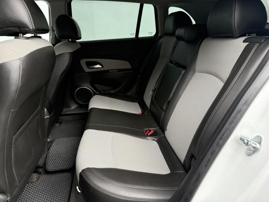 Chevrolet Cruze I Рестайлинг Москва  - изображение 11