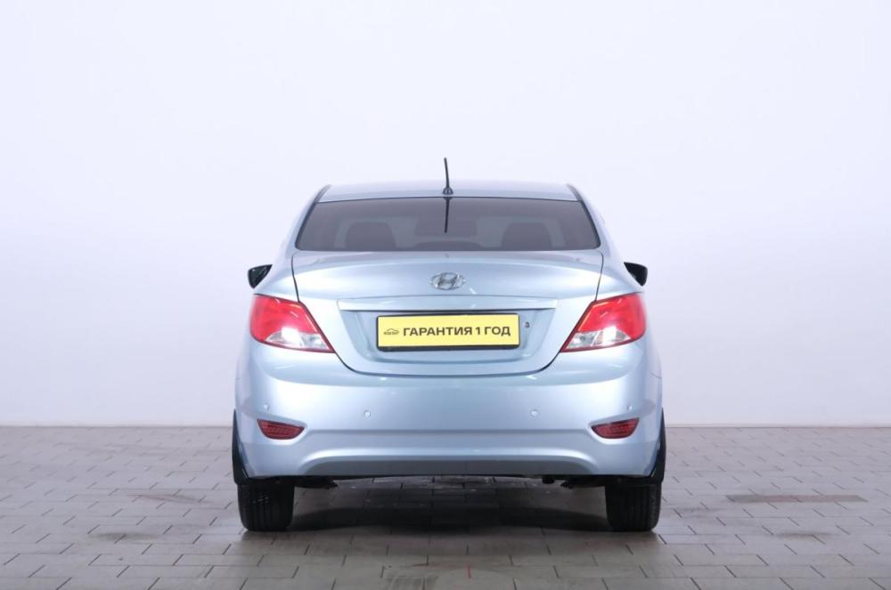 Hyundai Solaris I Омск  - изображение 6
