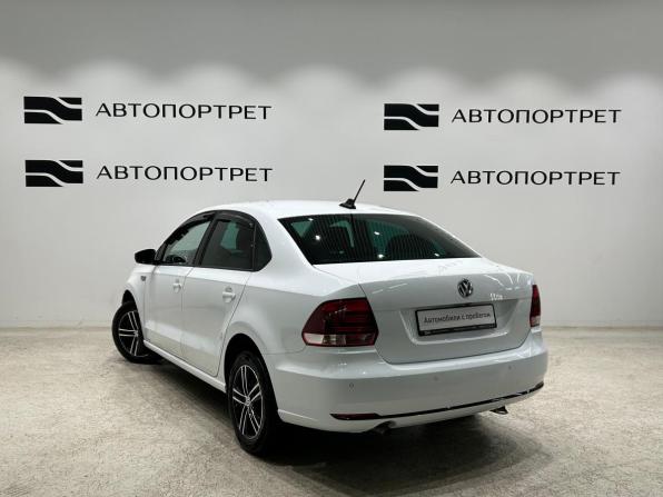 Volkswagen Polo V Рестайлинг с пробегом 2019 года, цена 999 000 рублей, 192000 км, седан, Автокод Объявления