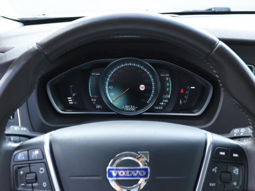 Volvo V40 II Москва  - изображение 12