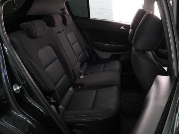 Kia Sportage IV Рестайлинг с пробегом 2019 года, цена 2 619 000 рублей, 80967 км, внедорожник, Автокод Объявления