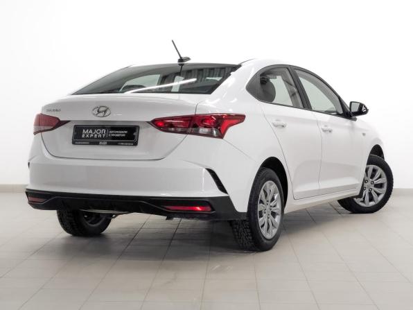 Hyundai Solaris II Рестайлинг с пробегом 2021 года, цена 1 440 000 рублей, 83670 км, седан, Автокод Объявления