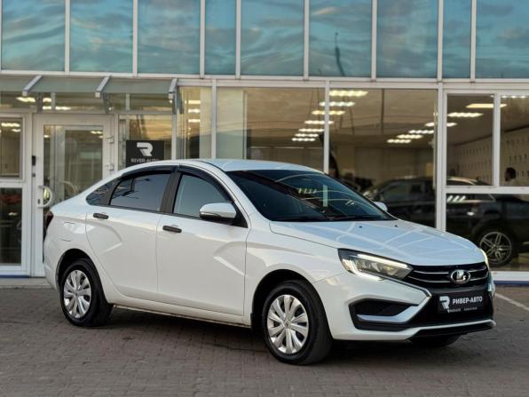 Lada (ВАЗ) Vesta I Рестайлинг (NG) с пробегом 2023 года, цена 980 000 рублей, 63857 км, седан, Автокод Объявления