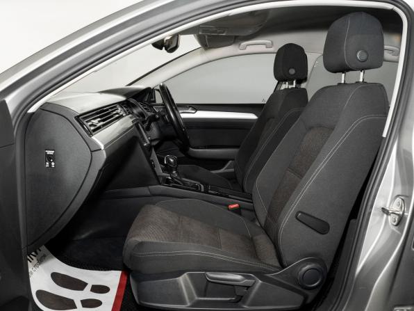 Volkswagen Passat B8 с пробегом 2015 года, цена 1 520 000 рублей, 77380 км, универсал, Автокод Объявления