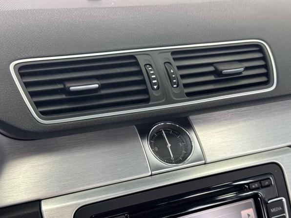 Volkswagen Passat B7 с пробегом 2011 года, цена 1 199 000 рублей, 150000 км, седан, Автокод Объявления