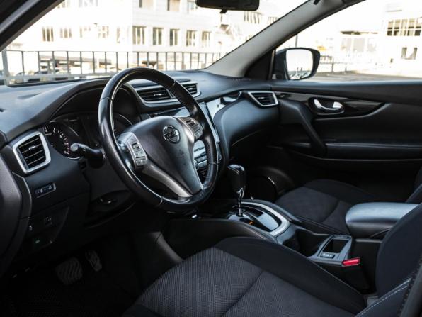 Nissan Qashqai II с пробегом 2015 года, цена 1 097 000 рублей, 157291 км, внедорожник, Автокод Объявления