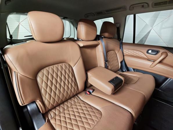 Infiniti QX80 I Рестайлинг 2 с пробегом 2019 года, цена 4 329 000 рублей, 113001 км, внедорожник, Автокод Объявления