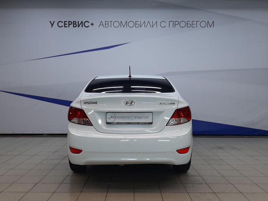 Hyundai Solaris I Москва  - изображение 4