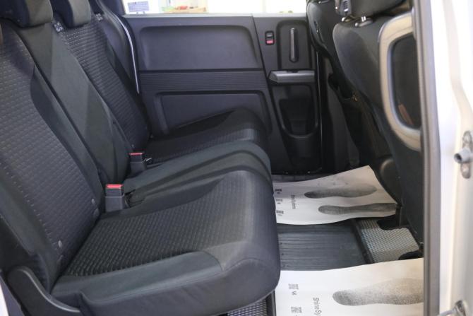 Honda Freed I Рестайлинг с пробегом 2012 года, цена 1 069 000 рублей, 218000 км, компактвэн, Автокод Объявления