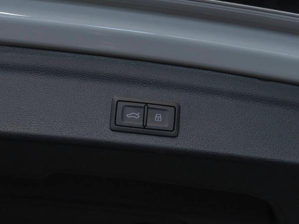 Audi Q3 II (F3) с пробегом 2025 года, цена 4 200 000 рублей, 45 км, внедорожник, Автокод Объявления
