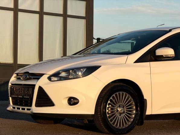 Ford Focus III с пробегом 2012 года, цена 830 000 рублей, 142000 км, седан, Автокод Объявления