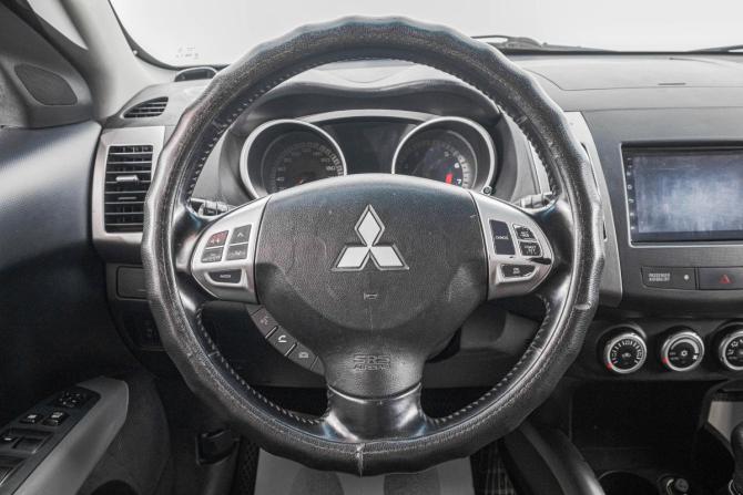 Mitsubishi Outlander II с пробегом 2008 года, цена 999 000 рублей, 257600 км, внедорожник, Автокод Объявления