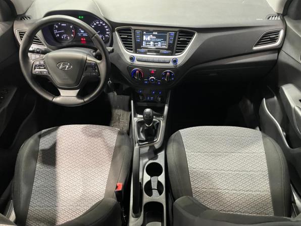 Hyundai Solaris II с пробегом 2017 года, цена 1 025 000 рублей, 88547 км, седан, Автокод Объявления