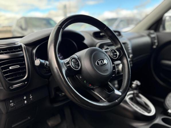 Kia Soul II Рестайлинг с пробегом 2017 года, цена 1 570 000 рублей, 89350 км, хэтчбек, Автокод Объявления