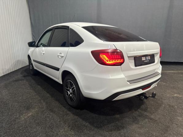 Lada (ВАЗ) Granta I Рестайлинг с пробегом 2023 года, цена 750 000 рублей, 33000 км, лифтбек, Автокод Объявления
