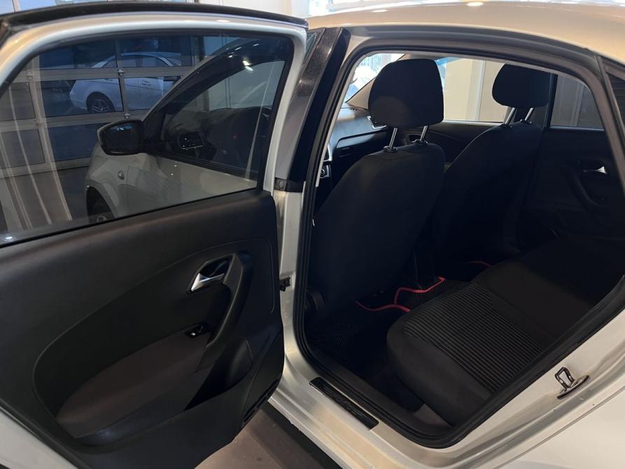 Volkswagen Polo V Чебоксары  - изображение 24