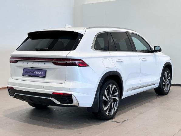 Geely Monjaro I с пробегом 2024 года, цена 3 550 000 рублей, 16891 км, внедорожник, Автокод Объявления