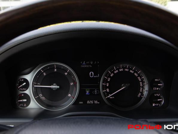 Toyota Land Cruiser 200 Series Рестайлинг 2 с пробегом 2018 года, цена 7 418 000 рублей, 82677 км, внедорожник, Автокод Объявления