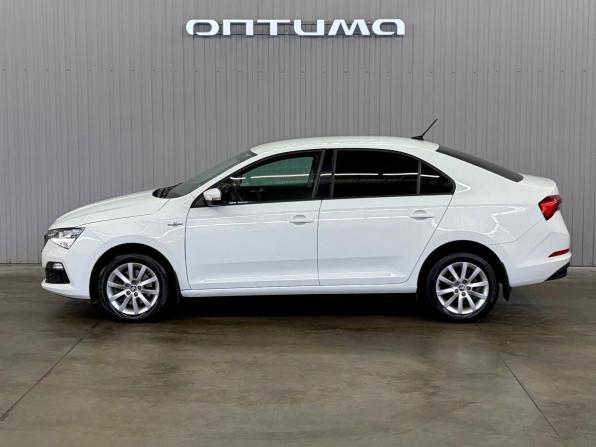Skoda Rapid II с пробегом 2021 года, цена 1 597 000 рублей, 81271 км, лифтбек, Автокод Объявления