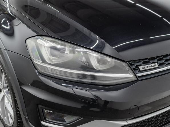 Volkswagen Golf VII с пробегом 2015 года, цена 1 695 000 рублей, 165940 км, универсал, Автокод Объявления