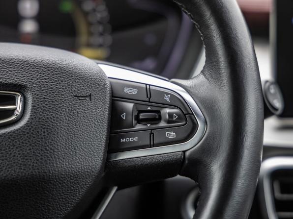 Geely Coolray I с пробегом 2021 года, цена 1 828 000 рублей, 37142 км, внедорожник, Автокод Объявления