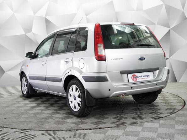Ford Fusion I Рестайлинг с пробегом 2007 года, цена 470 000 рублей, 250000 км, хэтчбек, Автокод Объявления