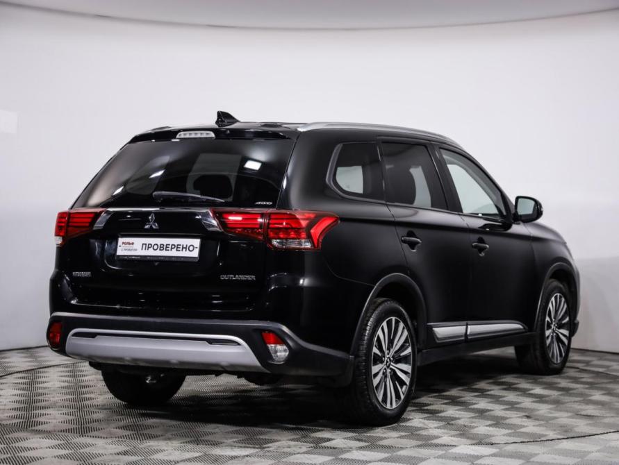 Mitsubishi Outlander III Рестайлинг 3 Санкт-Петербург  - изображение 6