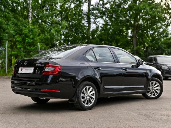 Skoda Octavia III (A7) Рестайлинг с пробегом 2017 года, цена 1 590 000 рублей, 122864 км, универсал, Автокод Объявления