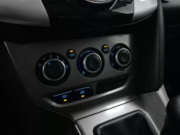 Ford Focus III с пробегом 2013 года, цена 680 000 рублей, 237619 км, хэтчбек, Автокод Объявления