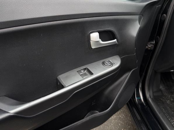 Kia Rio III с пробегом 2012 года, цена 599 000 рублей, 113000 км, седан, Автокод Объявления