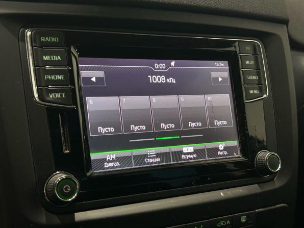 Skoda Yeti I Рестайлинг с пробегом 2015 года, цена 980 000 рублей, 160000 км, внедорожник, Автокод Объявления